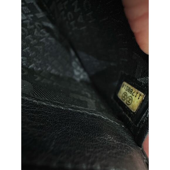 Chanel Patent Leather Long Wallet with Silver CC Logo - Picture 4 of 6